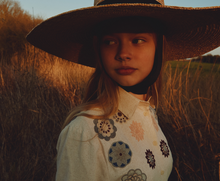 JOUET EMBROIDERY BLOUSE AND SKIRT SET (14-22Y)